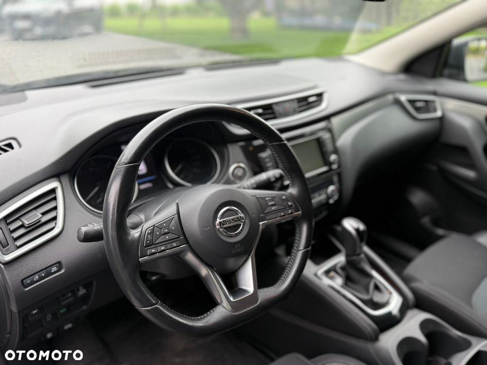 Nissan Qashqai 1.7 dCi 4x4 Tekna Xtronic - 21