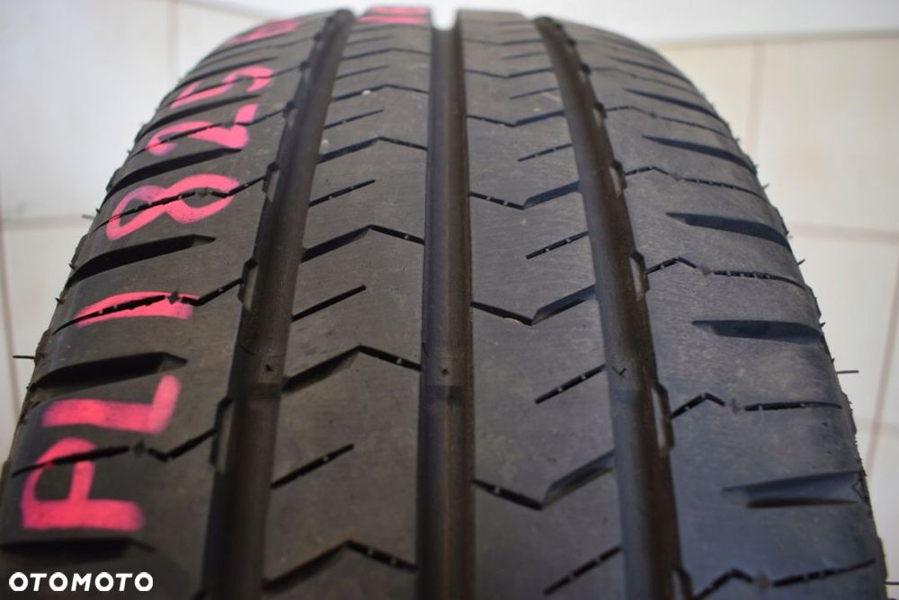 R16C 195/60 Nexen Roadian CT8 - 1