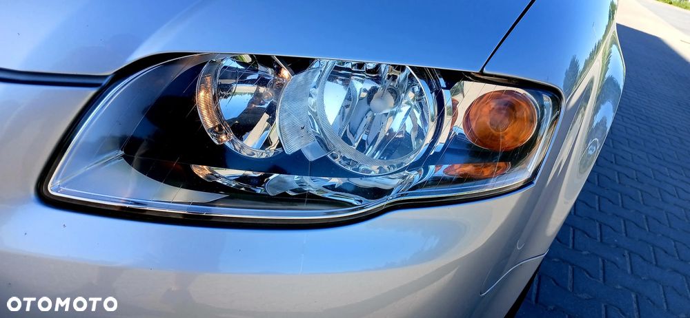 Audi A4 Avant - 15