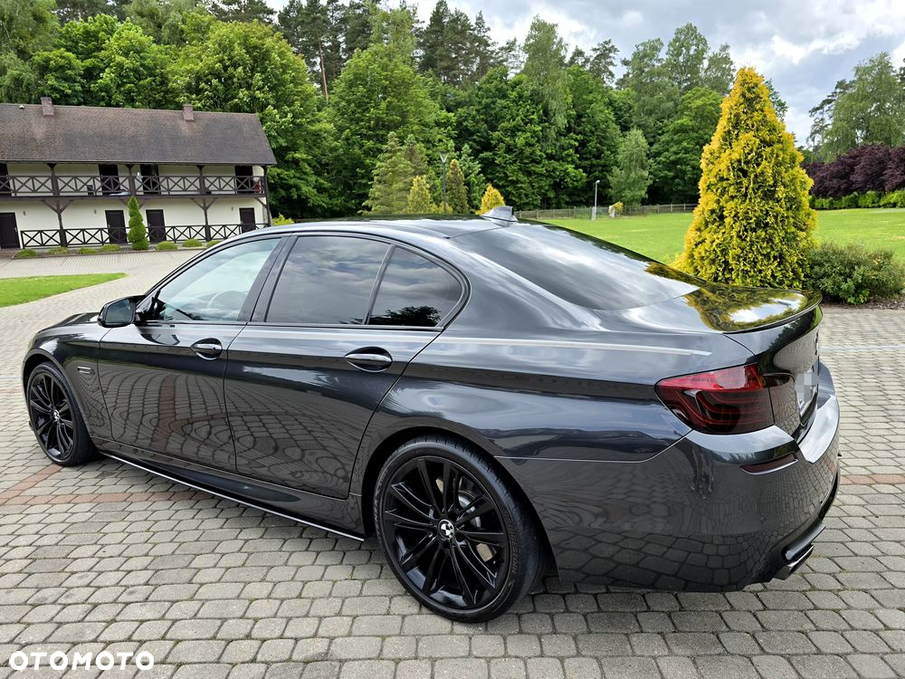 BMW Seria 5 530d xDrive - 5