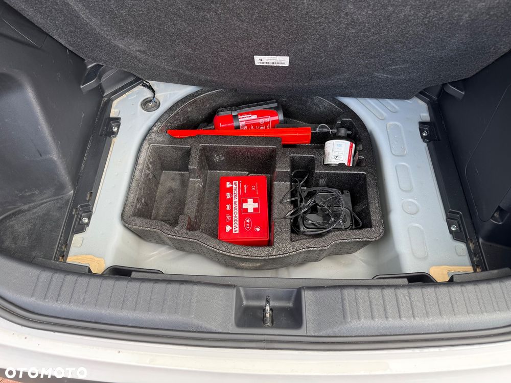 Toyota Yaris Cross - 15