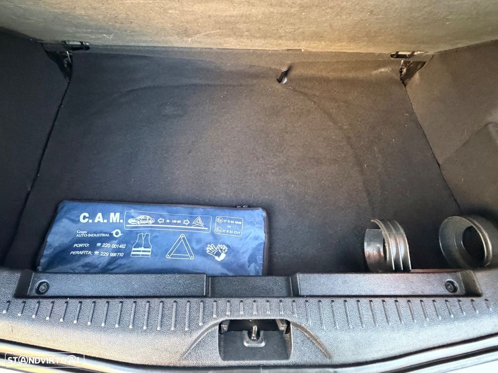 Ford B-Max 1.0 EcoBoost Titanium - 33