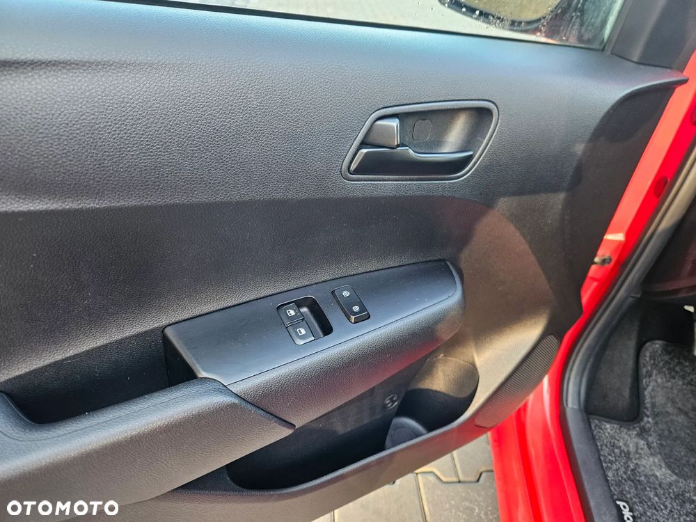 Kia Picanto 1.0 L - 12