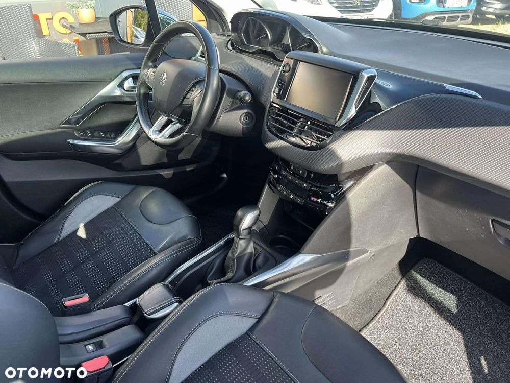 Peugeot 2008 - 9