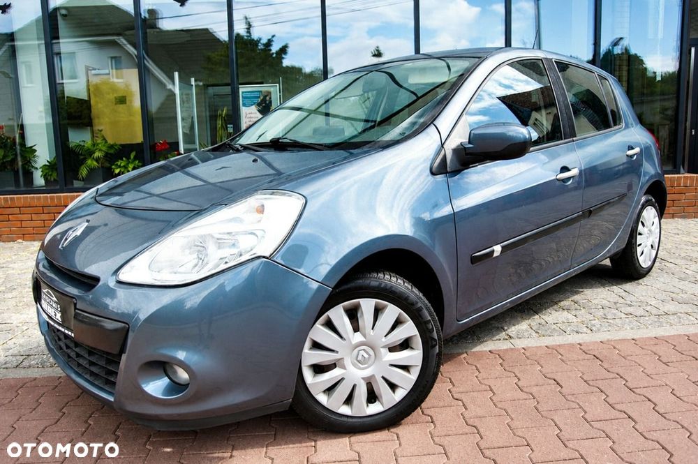 Renault Clio - 30