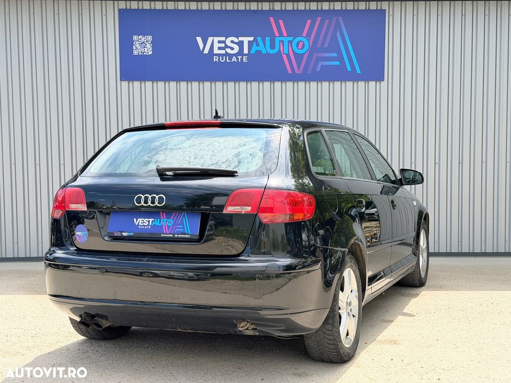 Audi A3 Sportback 2.0 TDI DPF (DSG) S tronic Attraction - 4