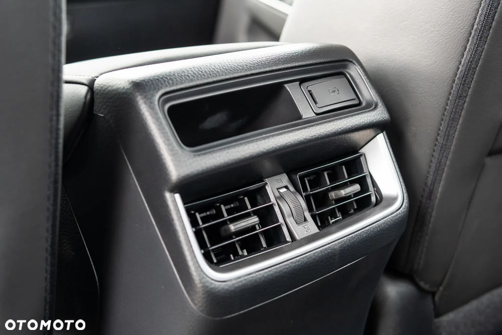 Isuzu D-Max 1.9 DC LSX - 24
