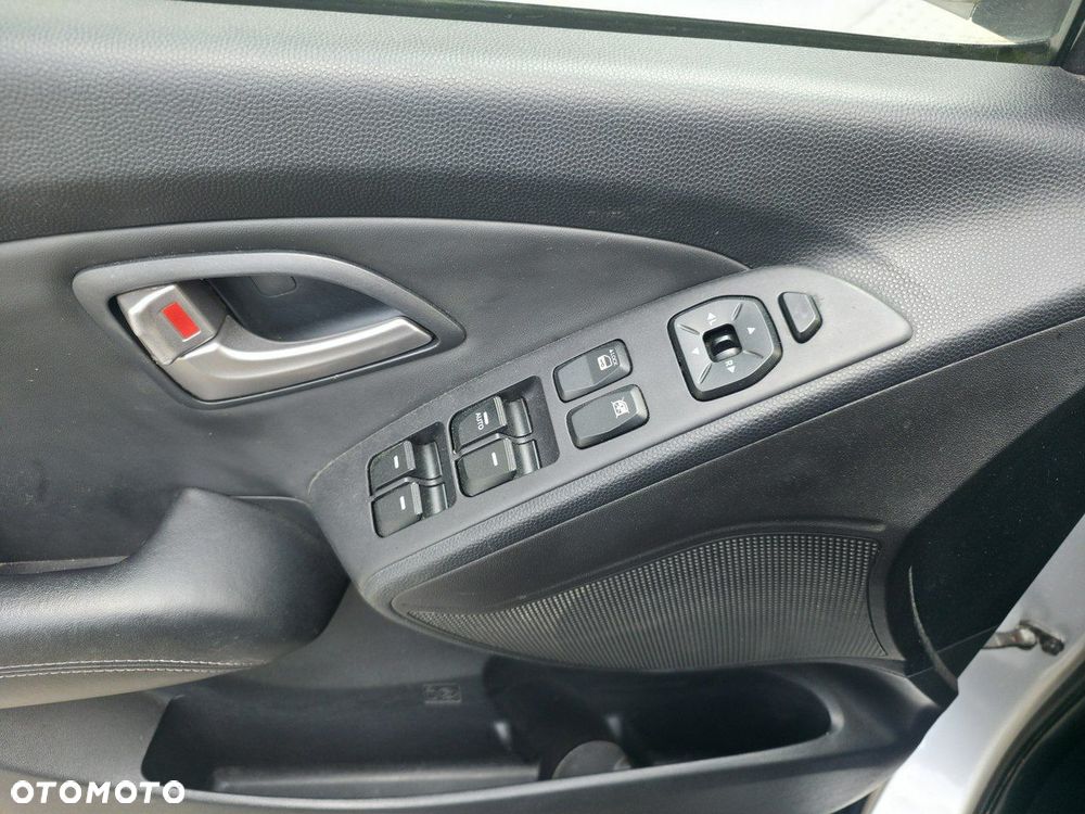 Hyundai ix35 - 25
