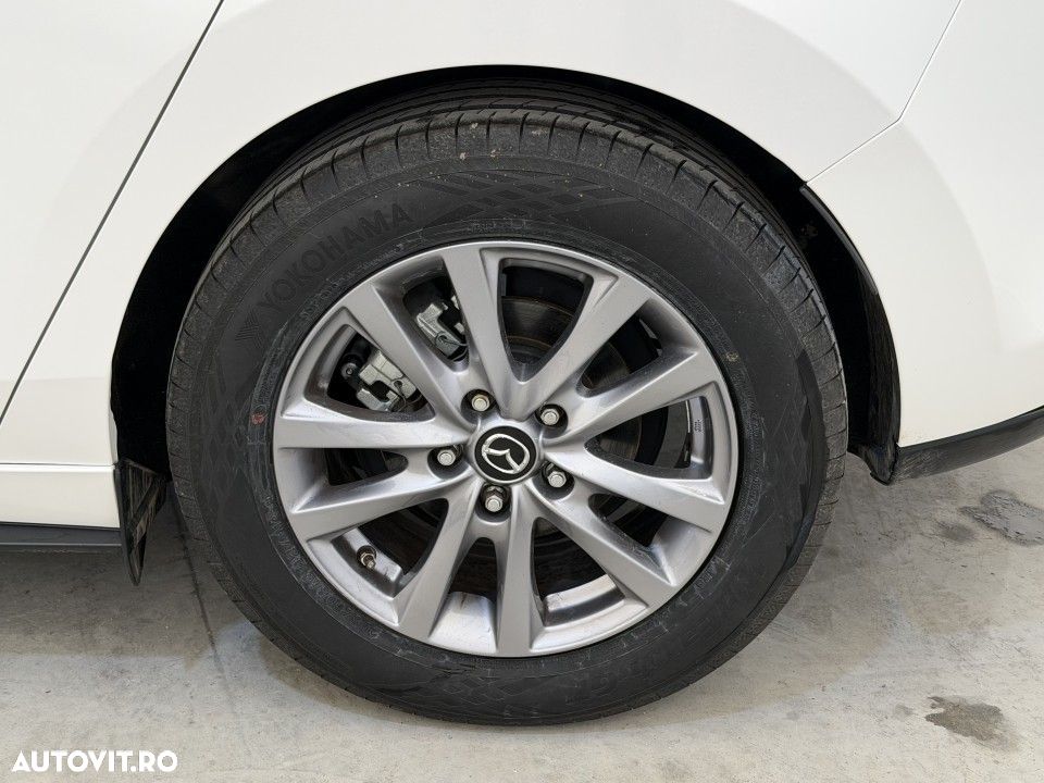 Mazda 3 - 9