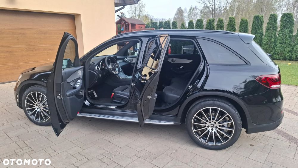 Mercedes-Benz GLC 200 d 4Matic 9G-TRONIC AMG Line Plus - 19