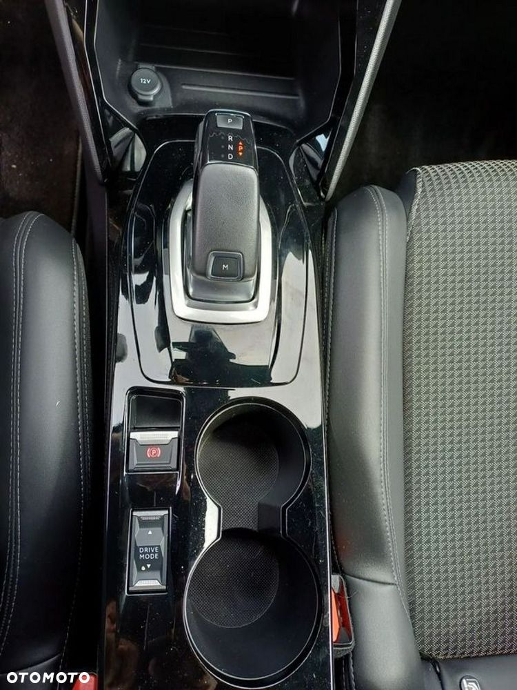 Peugeot 2008 PureTech 130 EAT8 GT Pack - 20