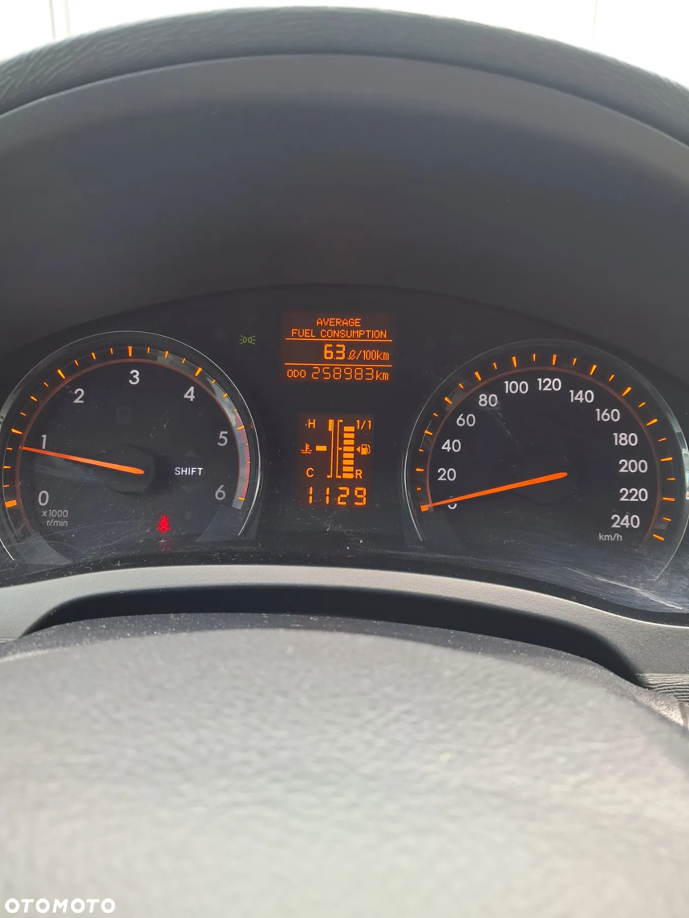 Toyota Avensis - 13