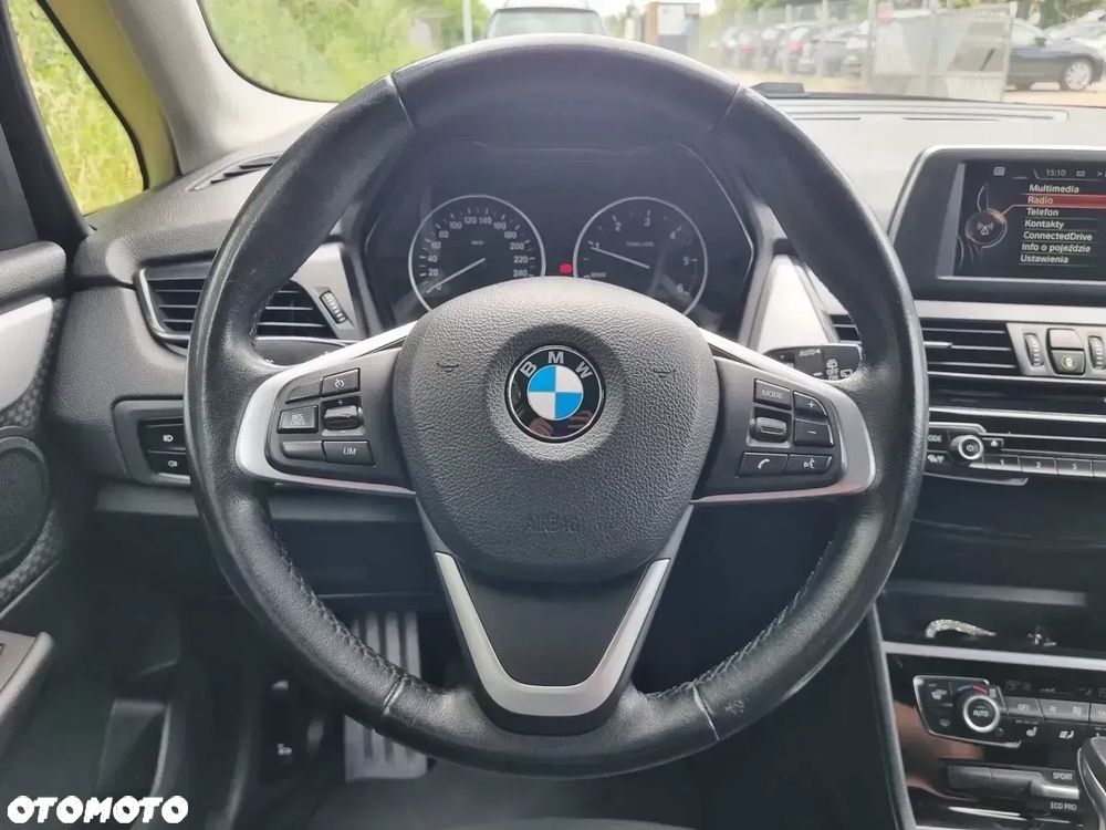BMW Seria 2 220d Active Tourer - 16
