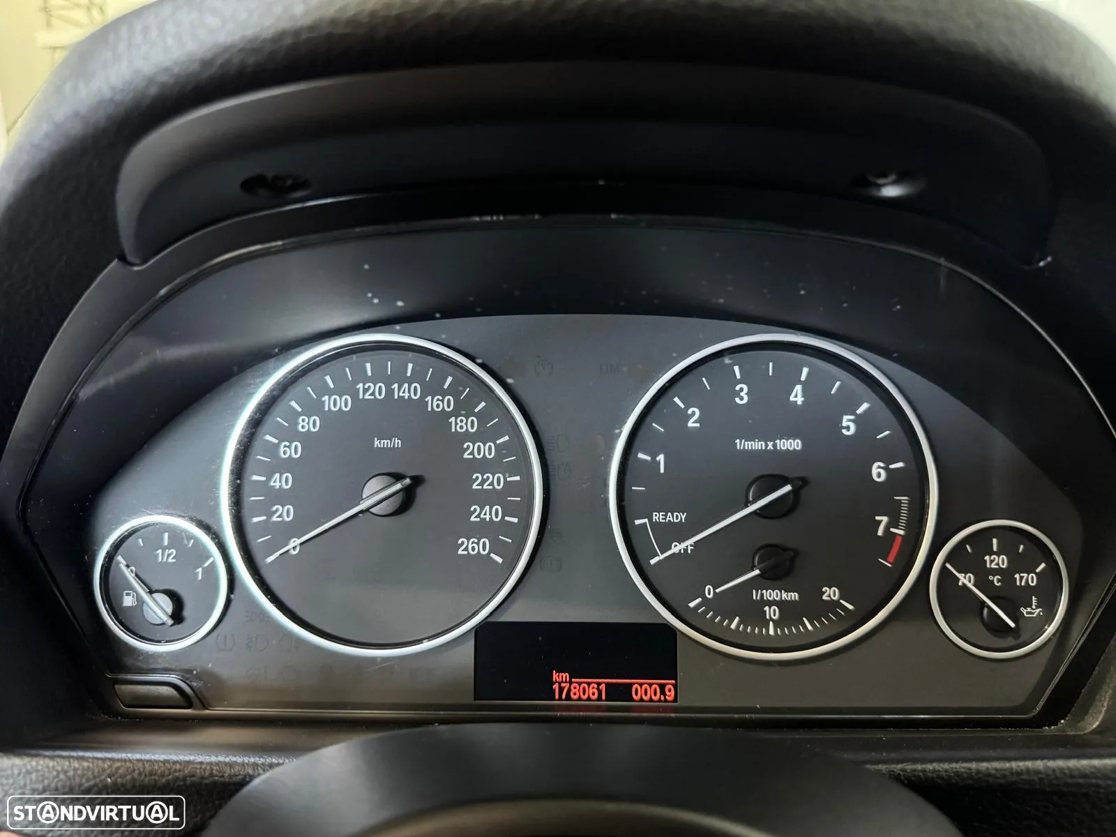 BMW 320 i Pack M - 48