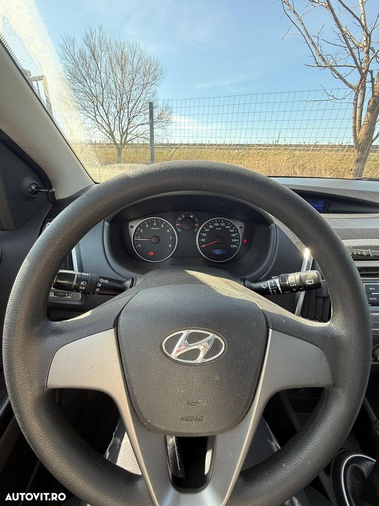 Hyundai i20 1.2 Comfort - 8