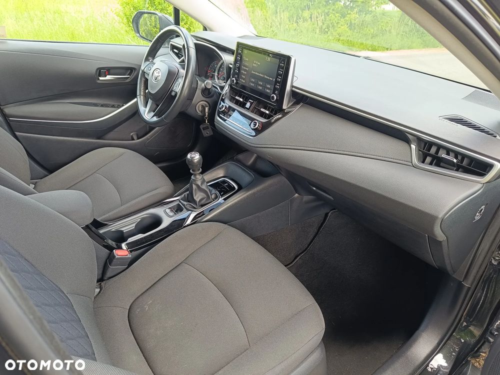 Toyota Corolla 1.6 Comfort - 28