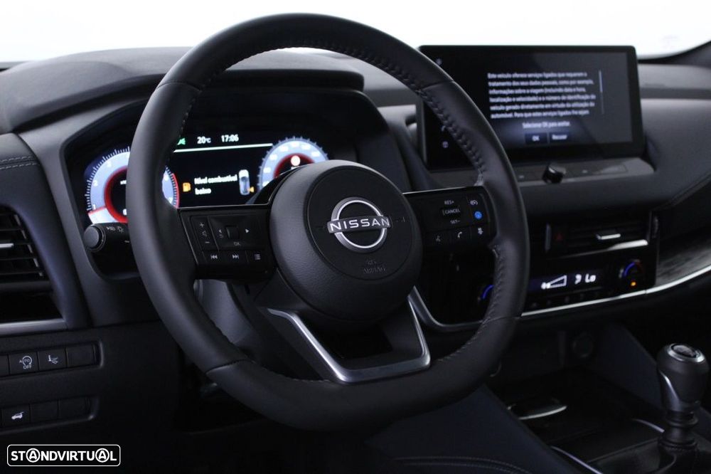 Nissan Qashqai 1.3 DIG-T Tekna SKY - 21