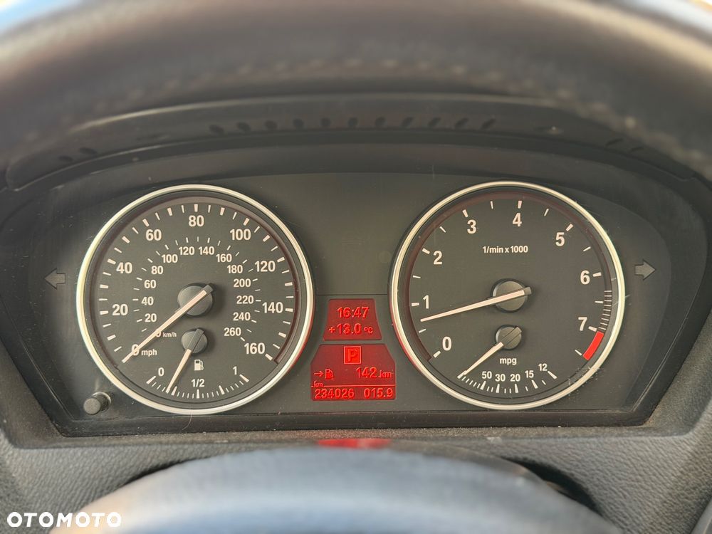 BMW X5 xDrive35i - 26