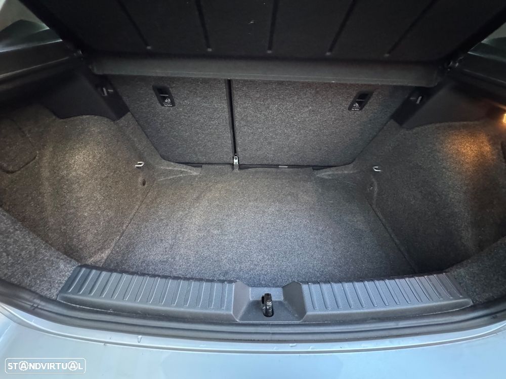SEAT Ibiza 1.0 MPI Style - 16