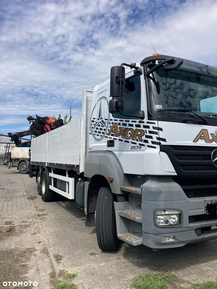Mercedes-Benz AXOR - 12