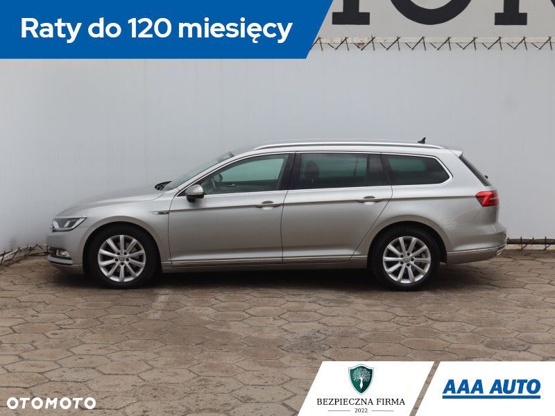Volkswagen Passat Variant - 4