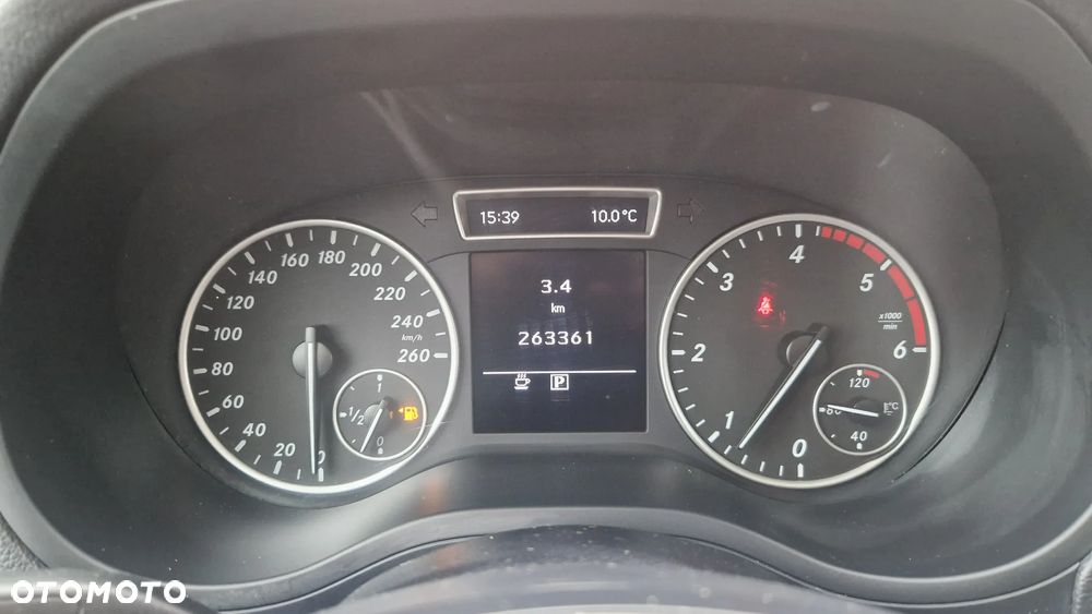 Mercedes-Benz Klasa B 200 CDI (BlueEFFICIENCY) - 20