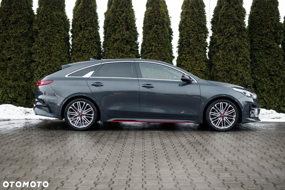 Kia ProCeed 1.6 T-GDI GT DCT - 9