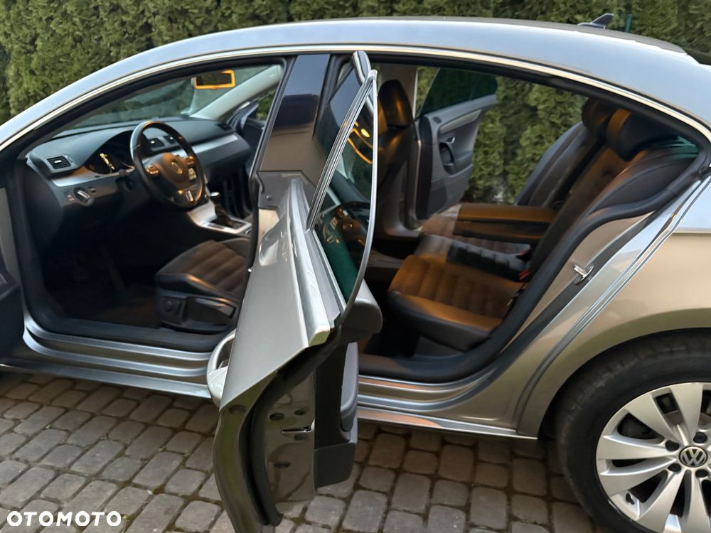 Volkswagen Passat CC - 10