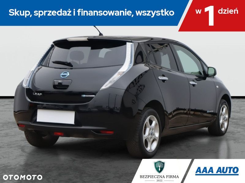 Nissan Leaf - 7
