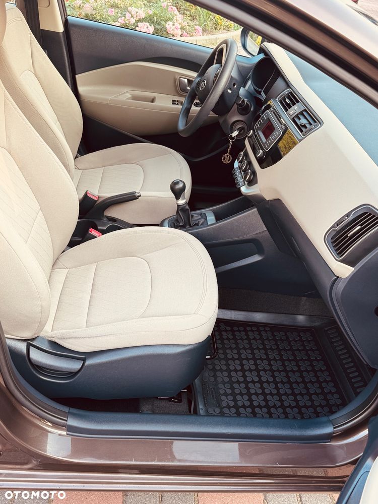 Kia Rio 1.2 L - 30