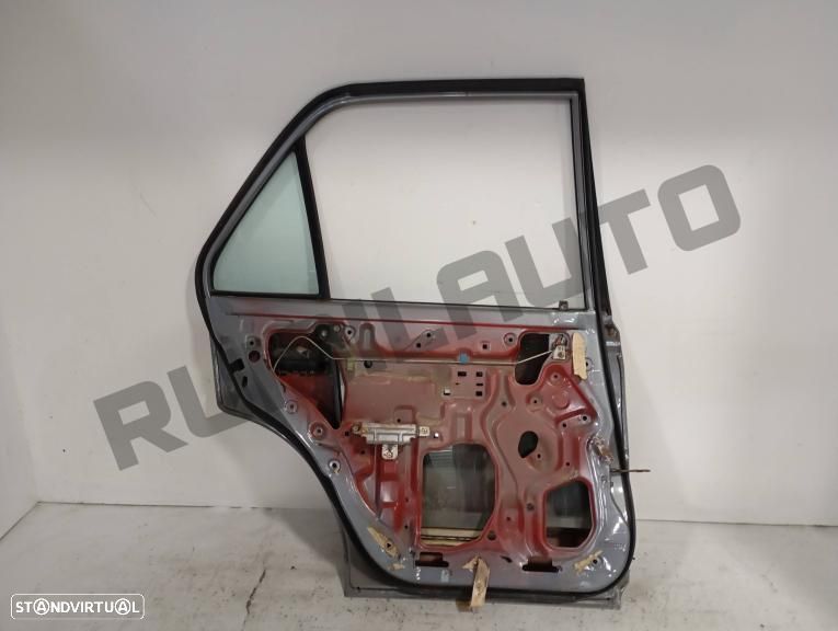 Porta Trás Esquerda  Toyota Corolla V (e80) [1983_1988] 1.3 - 2