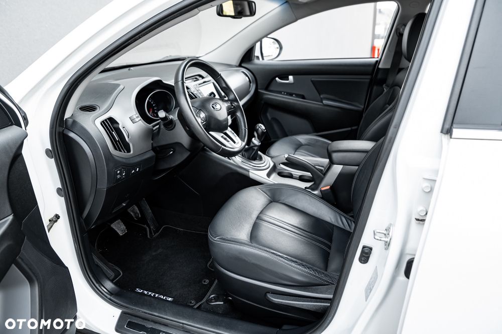 Kia Sportage - 16