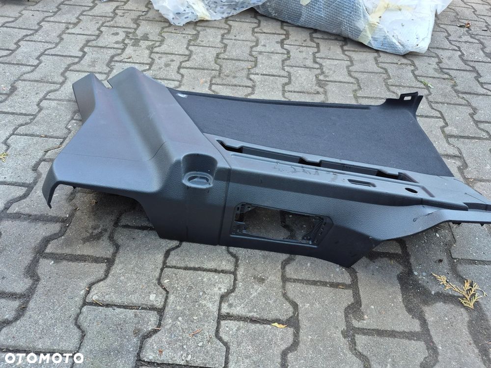 Volkswagen Caddy tapicerka bagażnika - 3