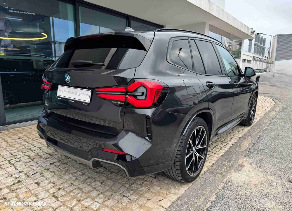 BMW iX3 M Sport Impressive - 5