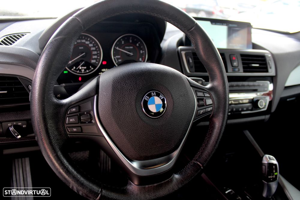 BMW 116 d Aut. Sport Line - 16