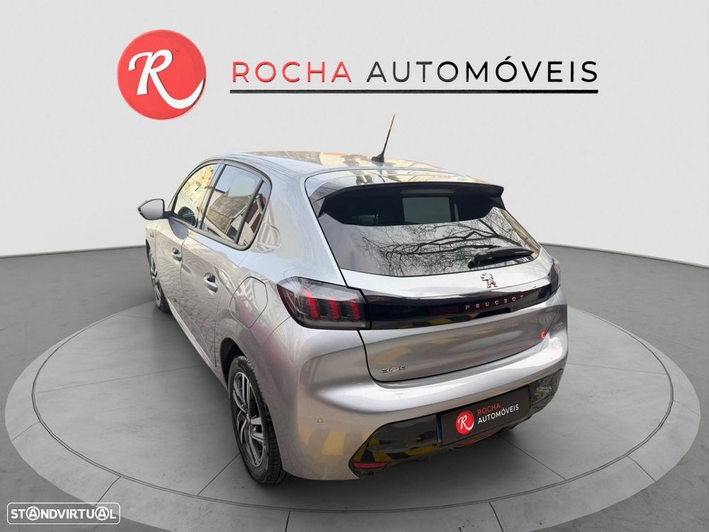 Peugeot 208 1.2 PureTech Allure - 17