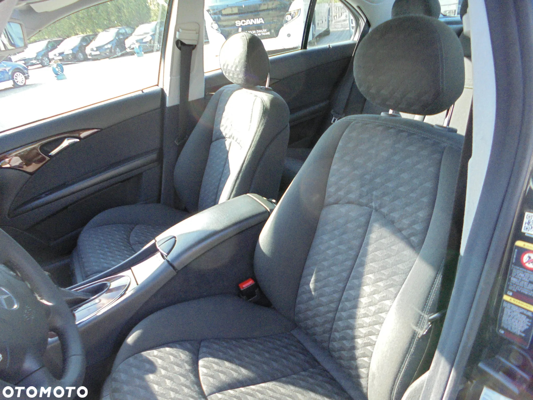Mercedes-Benz Klasa E 200 CDI Automatik Classic - 6