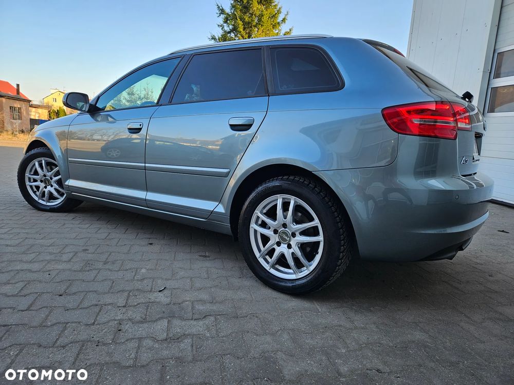 Audi A3 Sportback 1.2 TFSI S tronic S line Sportpaket - 5
