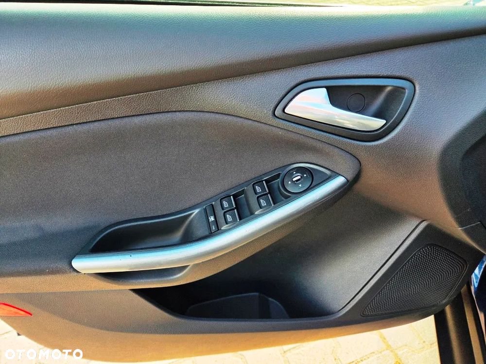 Ford Focus 1.6 Titanium - 21