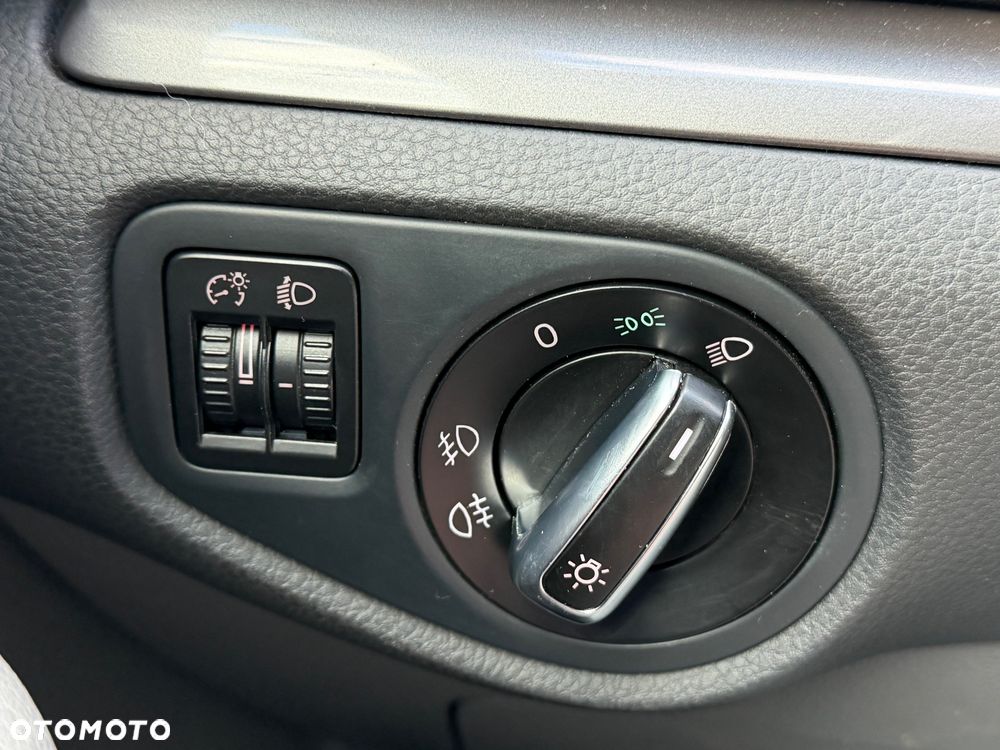 Seat Alhambra 2.0 TDI Ecomotive Reference - 23