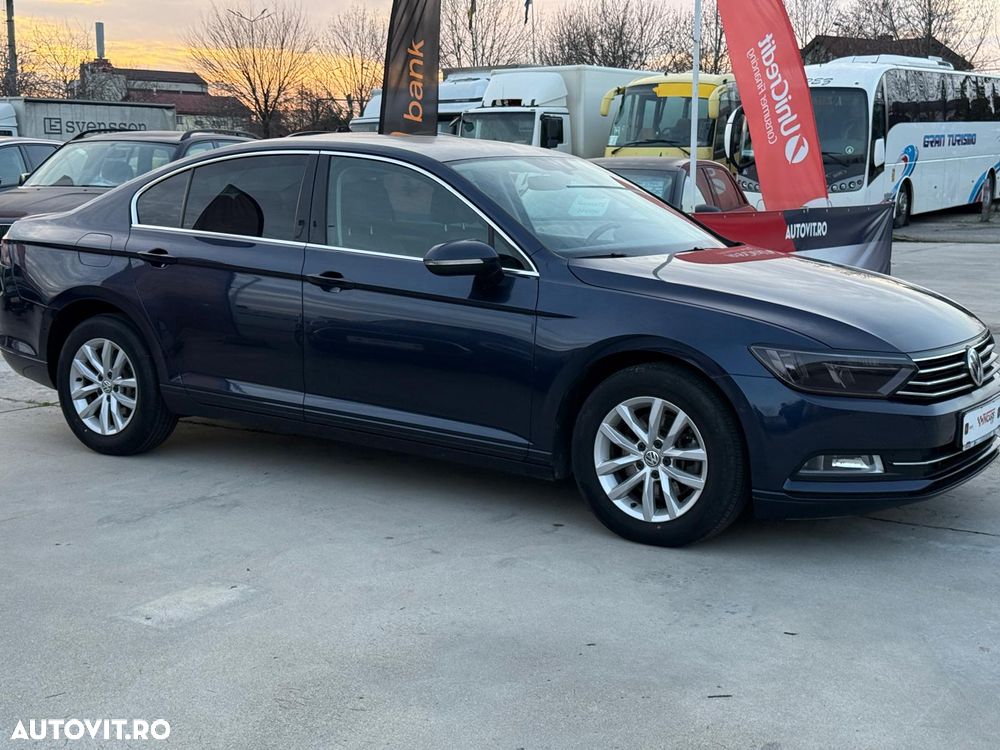 Volkswagen Passat 1.6 TDI (BlueMotion Technology) DSG Comfortline - 11