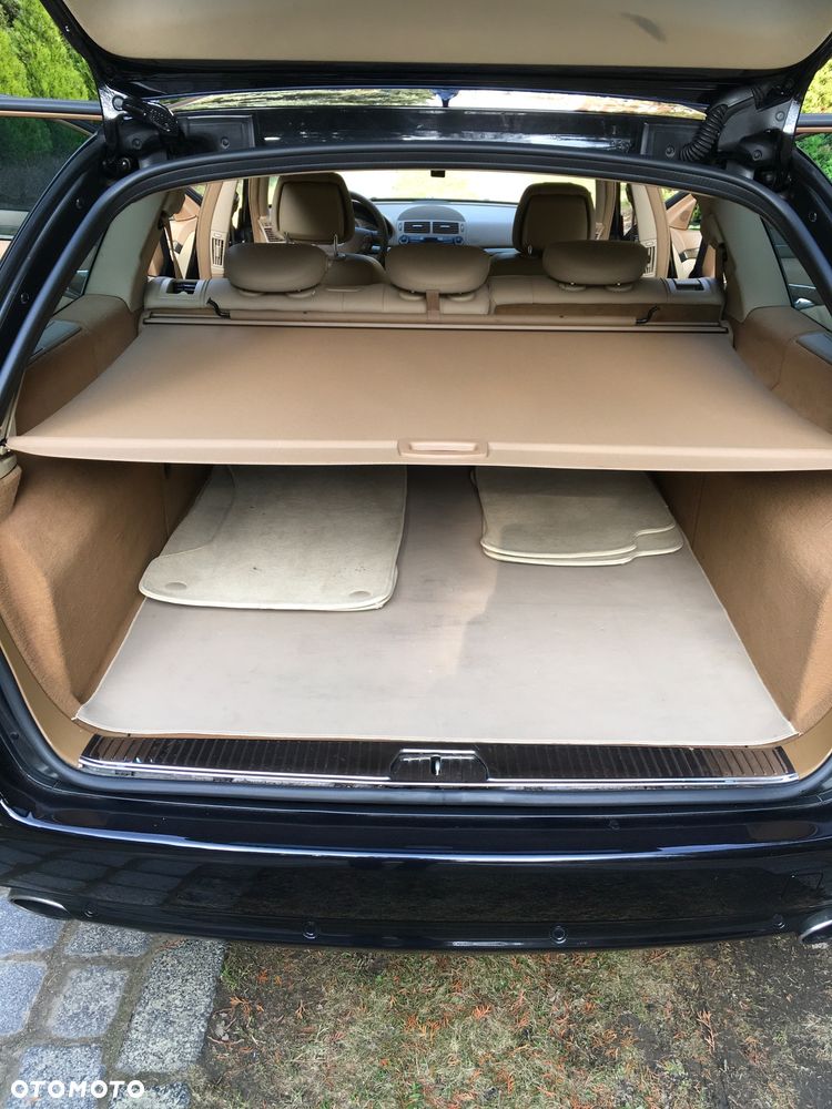 Mercedes-Benz Klasa E 320 CDI 4-Matic Avantgarde - 22