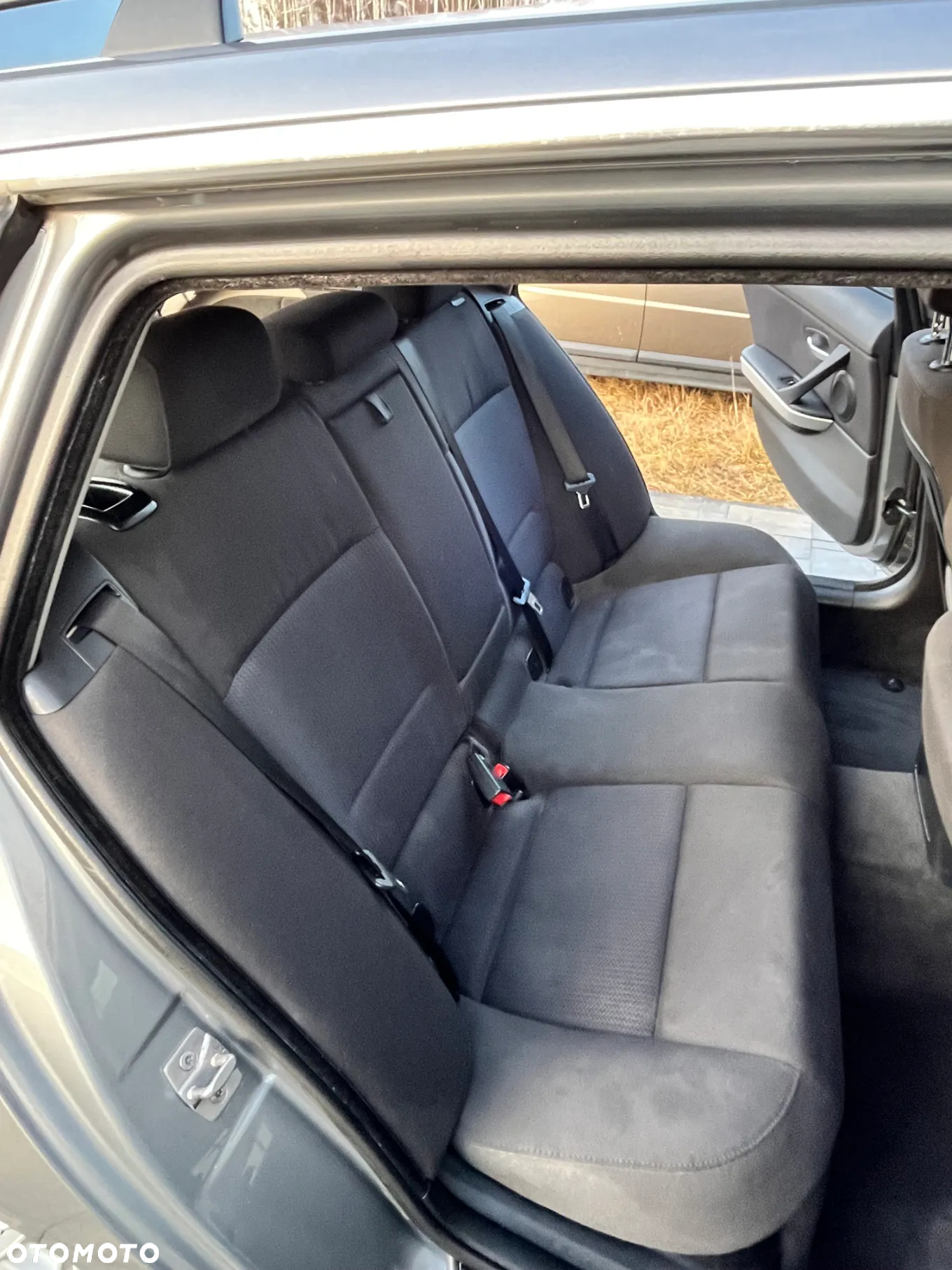 BMW Seria 3 318d Touring - 34