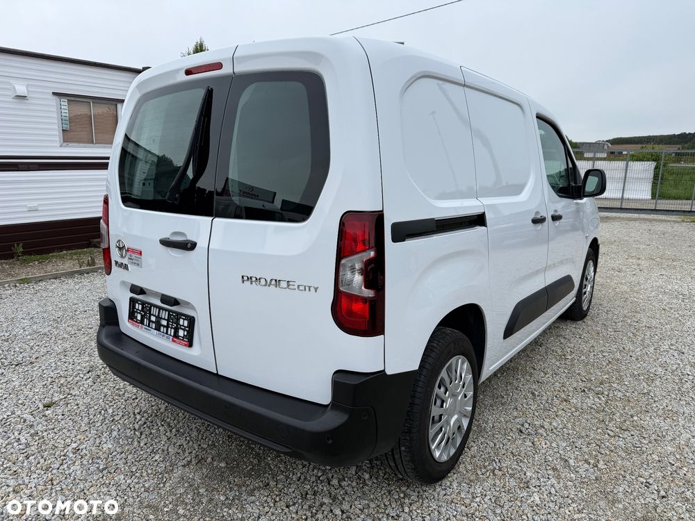 Toyota PROACE City/3 osobowa/klima/parktronik przód i tył/tempomat/czujnik zmierzchu i deszczu/ regał - 6