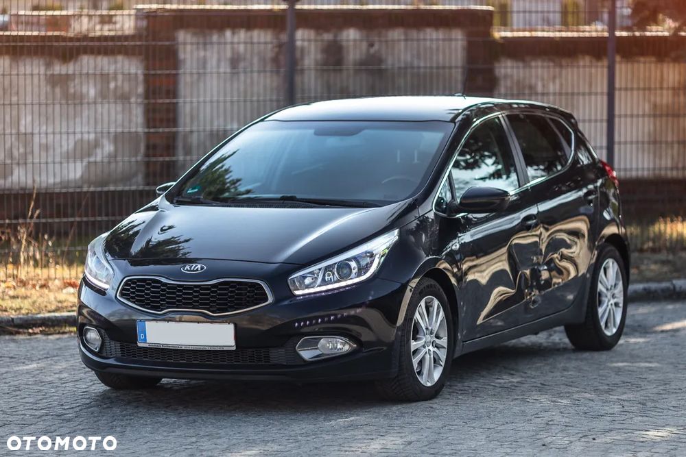 Kia Ceed 1.6 CRDi 128 97g Edition 7 - 1