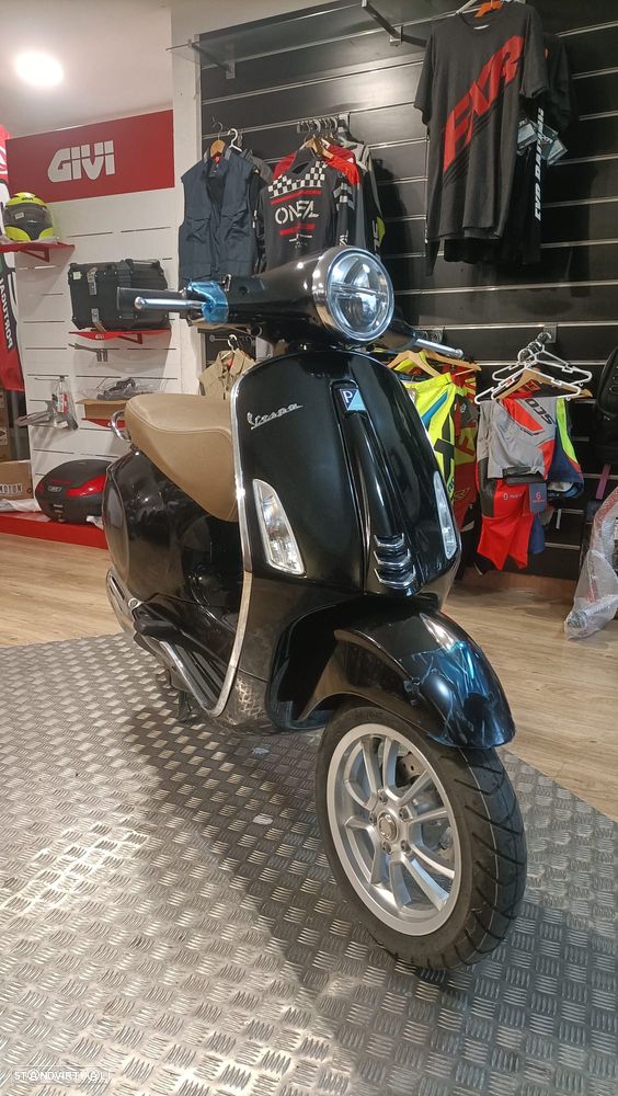 Vespa 50 Primavera - 3