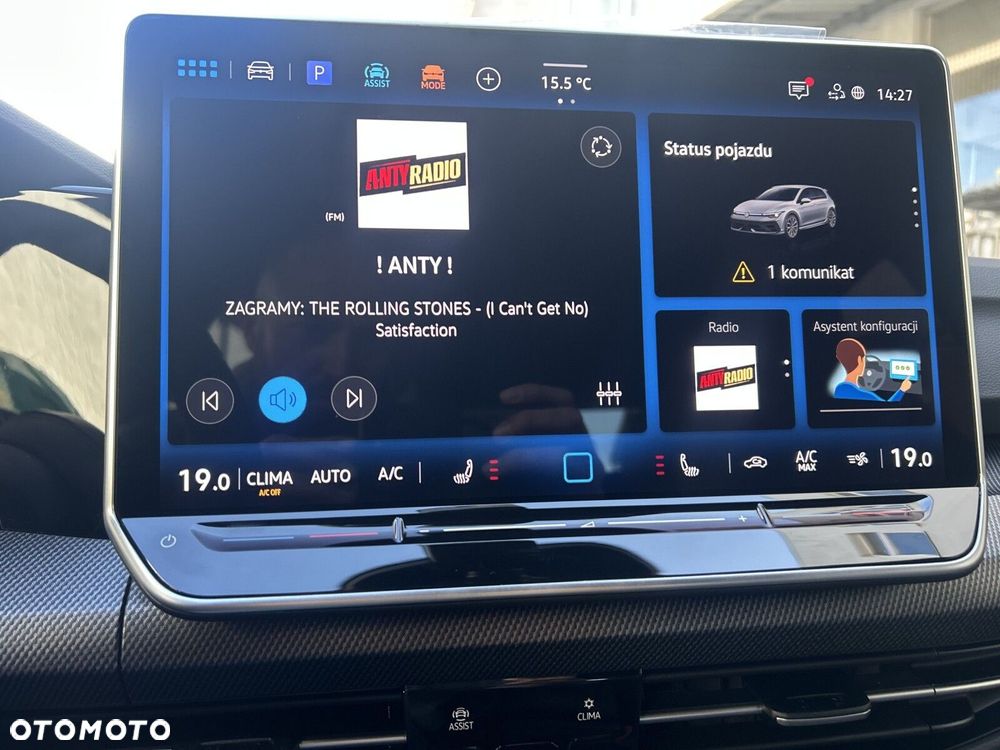 Volkswagen Golf - 32