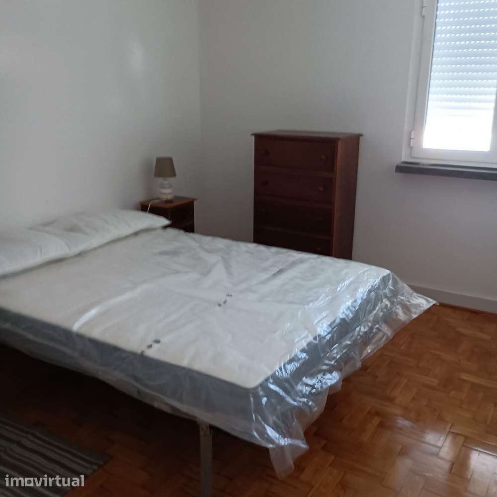 Arrenda-se apartamento T2, Mobilado - Grande imagem: 5/15