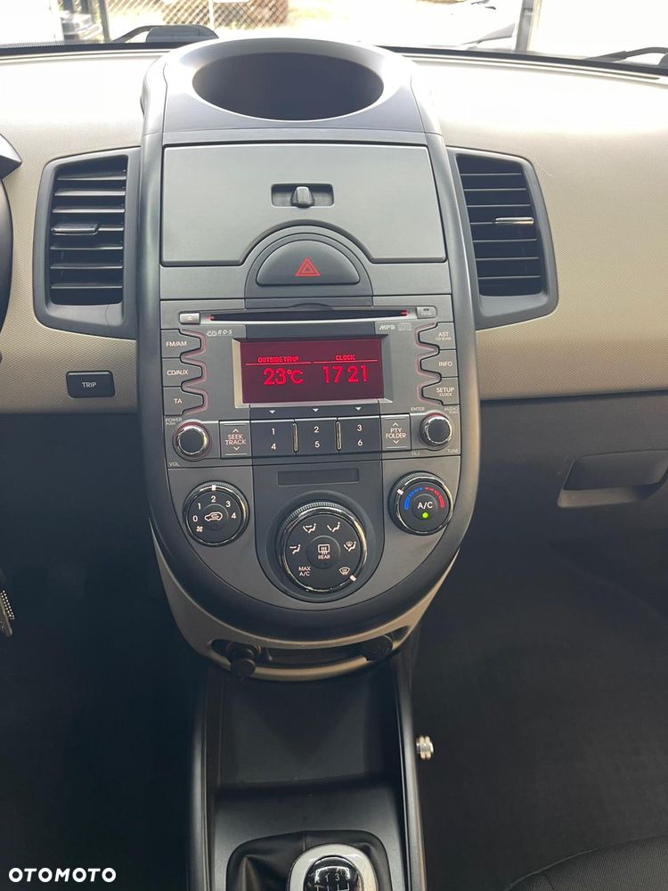 Kia Soul 1.6 CVVT Vision - 32