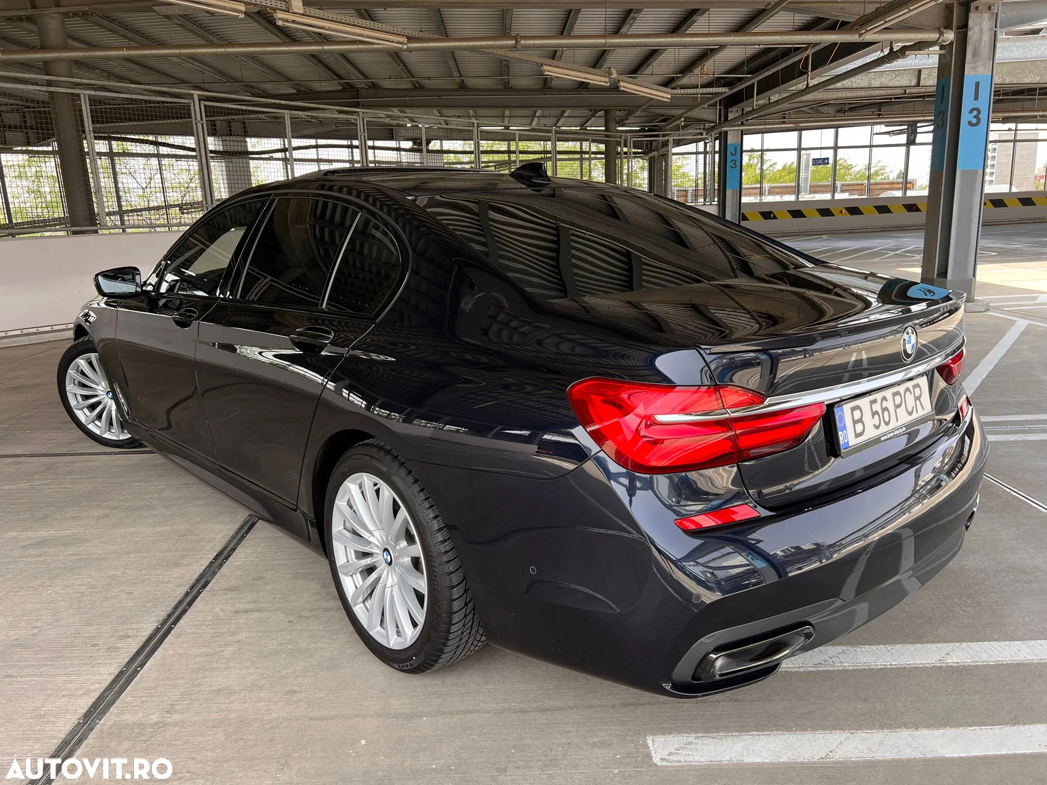 BMW Seria 7 740d xDrive - 6